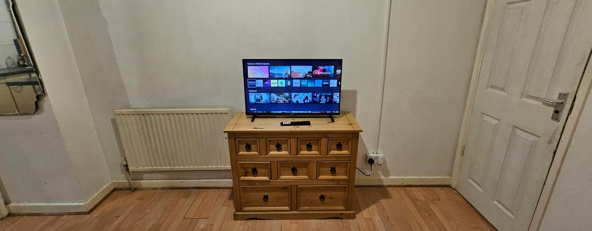 No Frills & Nothing Fancy 1 Bed Studio City Centre Cardiff Exterior foto